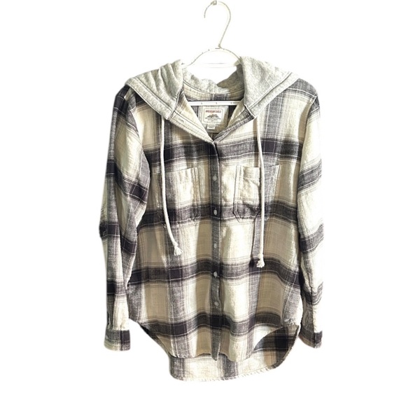American Eagle Outfitters Tops - AE Women’s American Eagle Hooded Destroyed Flannel Button Down Shirt Hoodie XS